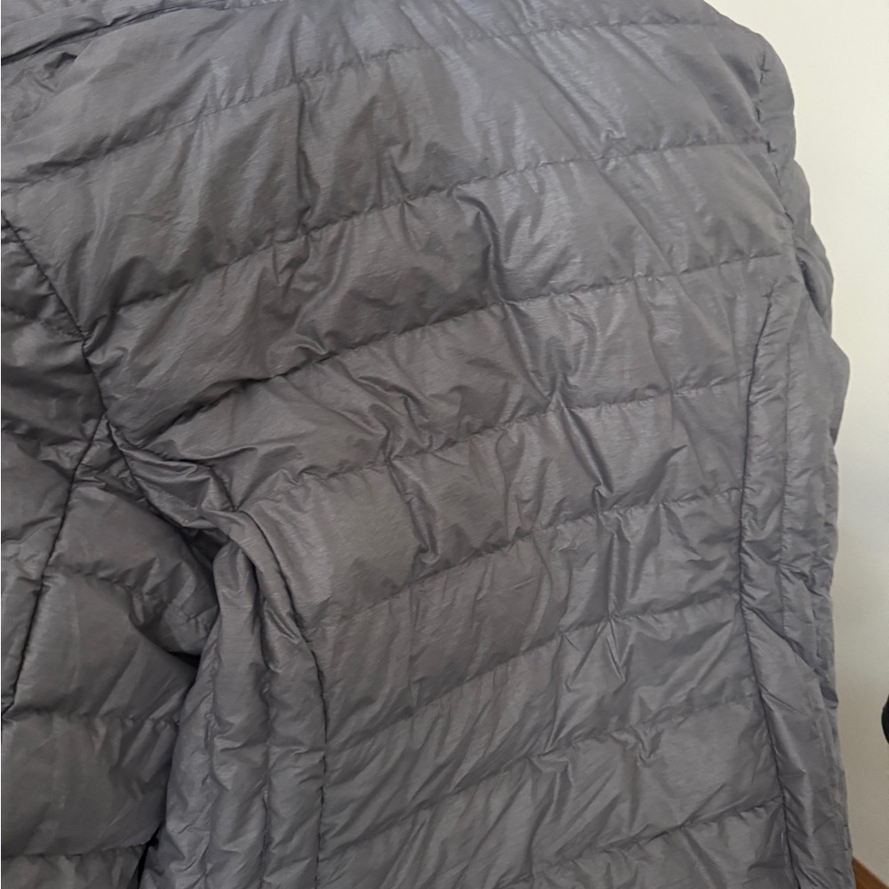HEATKEEP Women’s Metallic Gray Hooded Puffer Jacket - XXL - Picture 6 of 7